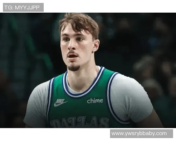 弗拉格成为史上第四位单场砍30+5+5+2的青少年球员