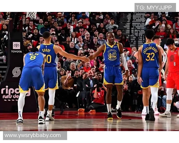 值得一试！勇士尝试重磅引援，目标直指4人，浓眉有望联手库里冲冠